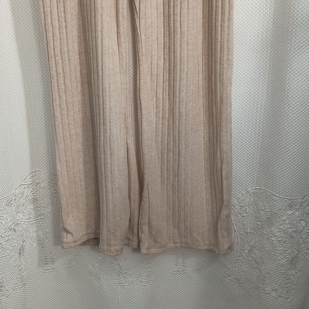 Ribbed Knit Lounge Set Women's - Picture 5 of 7